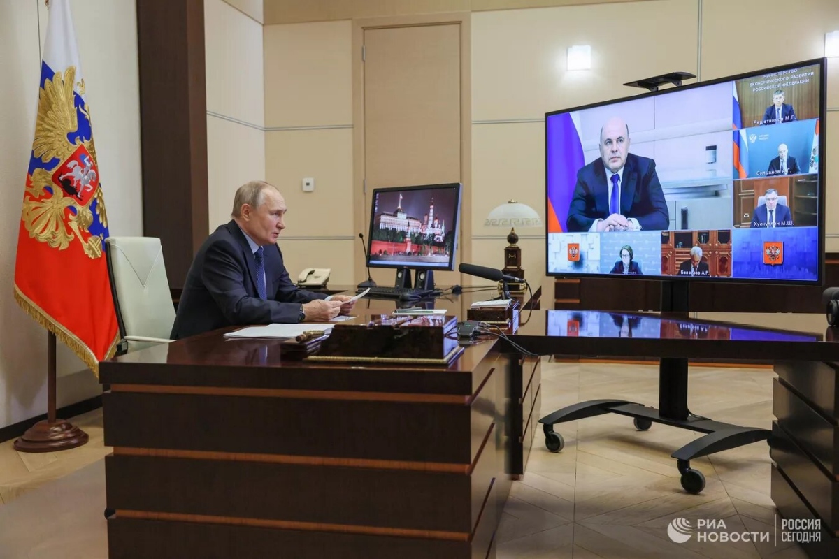 Tổng thống Putin: Nền kinh tế Nga đang tăng trưởng